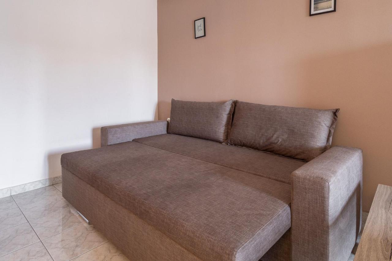 Central Apartment With Parking Larissa Exteriör bild
